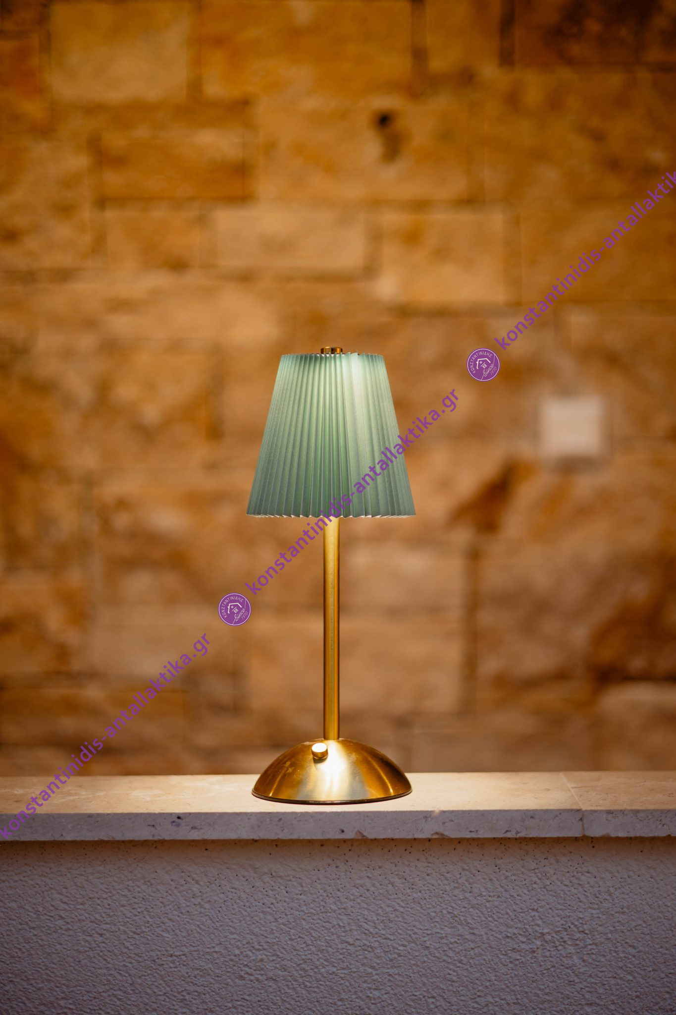 Επιτραπέζιο Φωτιστικό